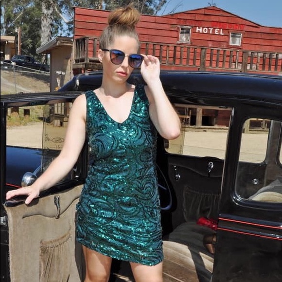 Green Sequin Holiday Dress By Forever 21 - Picture 1 of 7